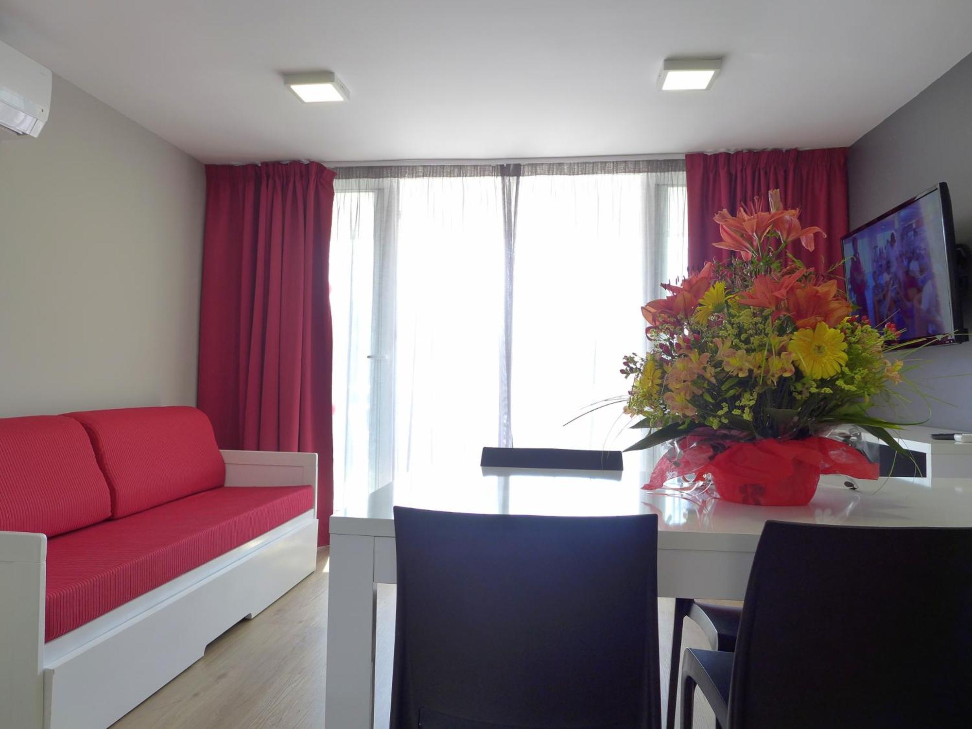 Rentalmar Navarra Family Suites ซาลอว์ ห้อง รูปภาพ