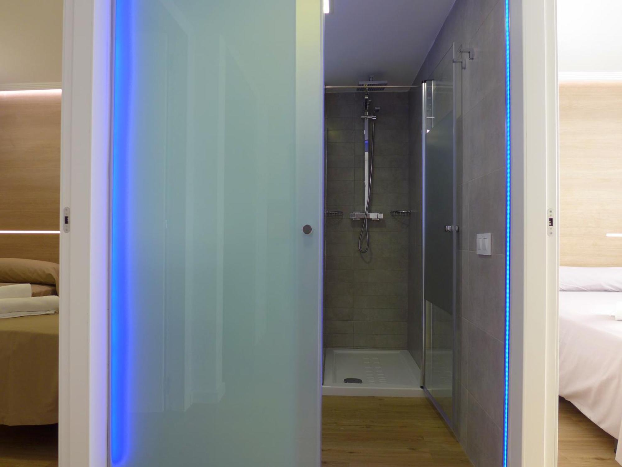 Rentalmar Navarra Family Suites ซาลอว์ ห้อง รูปภาพ