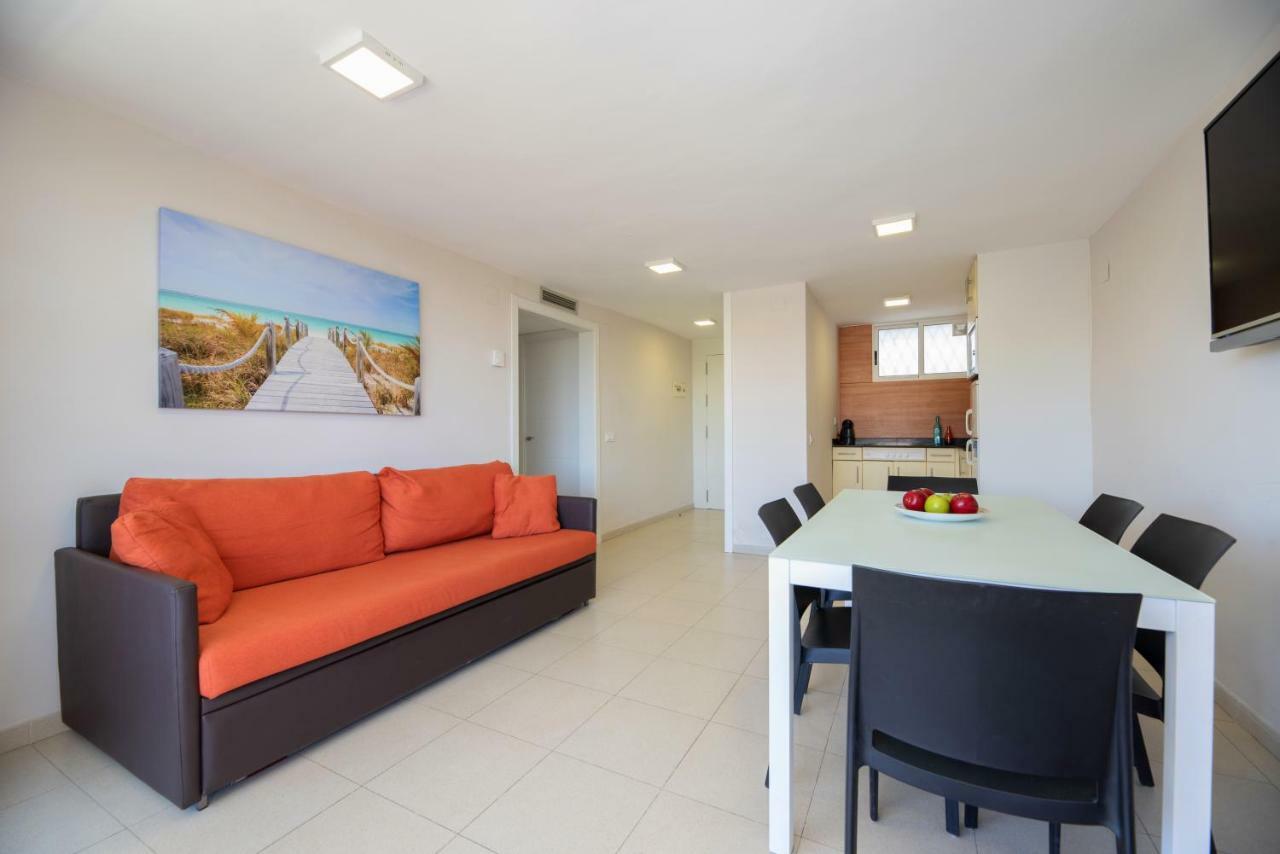 Rentalmar Navarra Family Suites ซาลอว์ ภายนอก รูปภาพ
