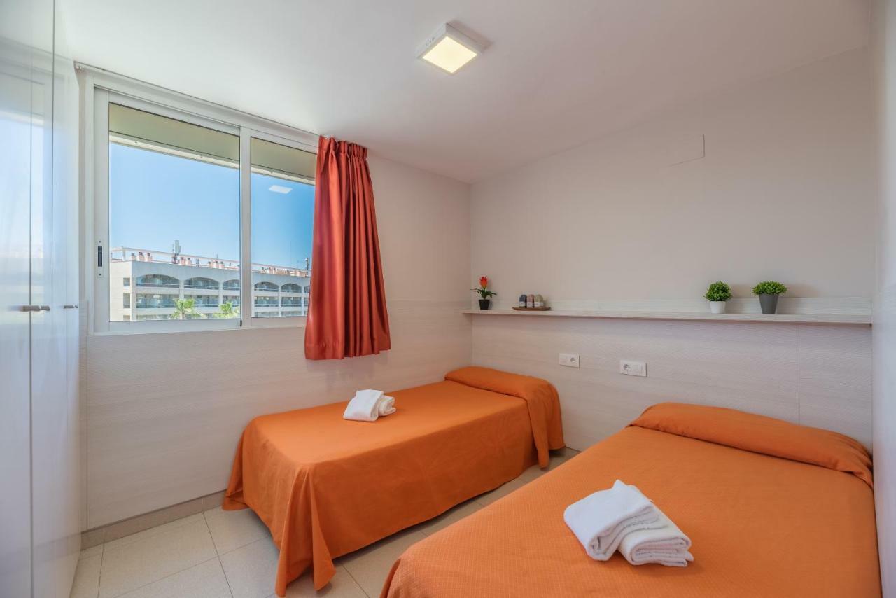 Rentalmar Navarra Family Suites ซาลอว์ ภายนอก รูปภาพ