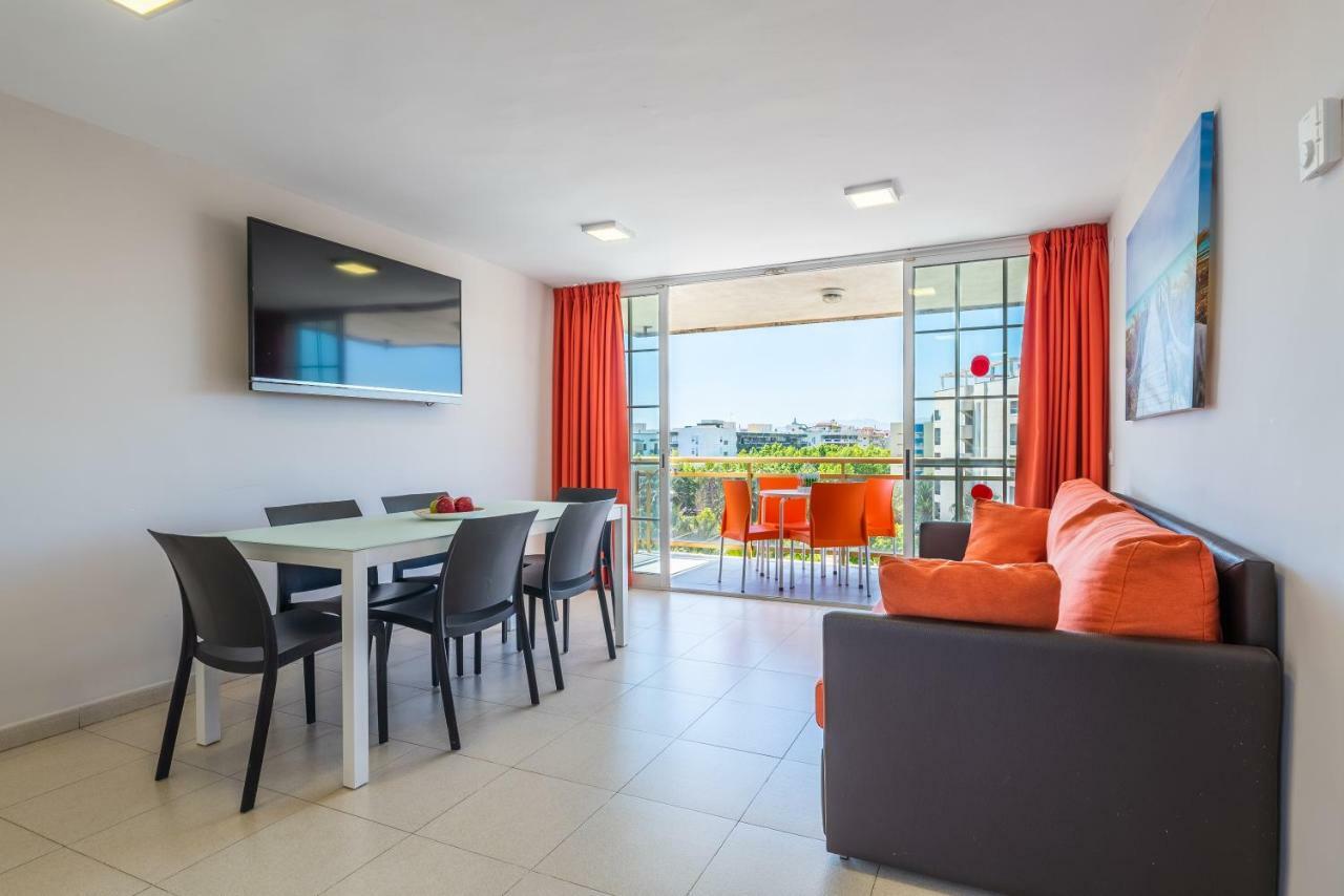 Rentalmar Navarra Family Suites ซาลอว์ ภายนอก รูปภาพ