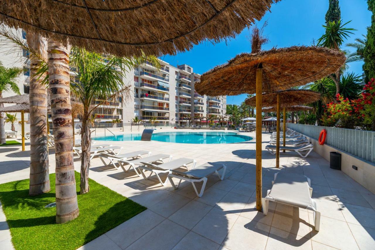 Rentalmar Navarra Family Suites ซาลอว์ ภายนอก รูปภาพ